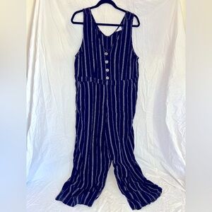 Women’s Time and Tru black and white striped jumpsuit size XL (16-18)